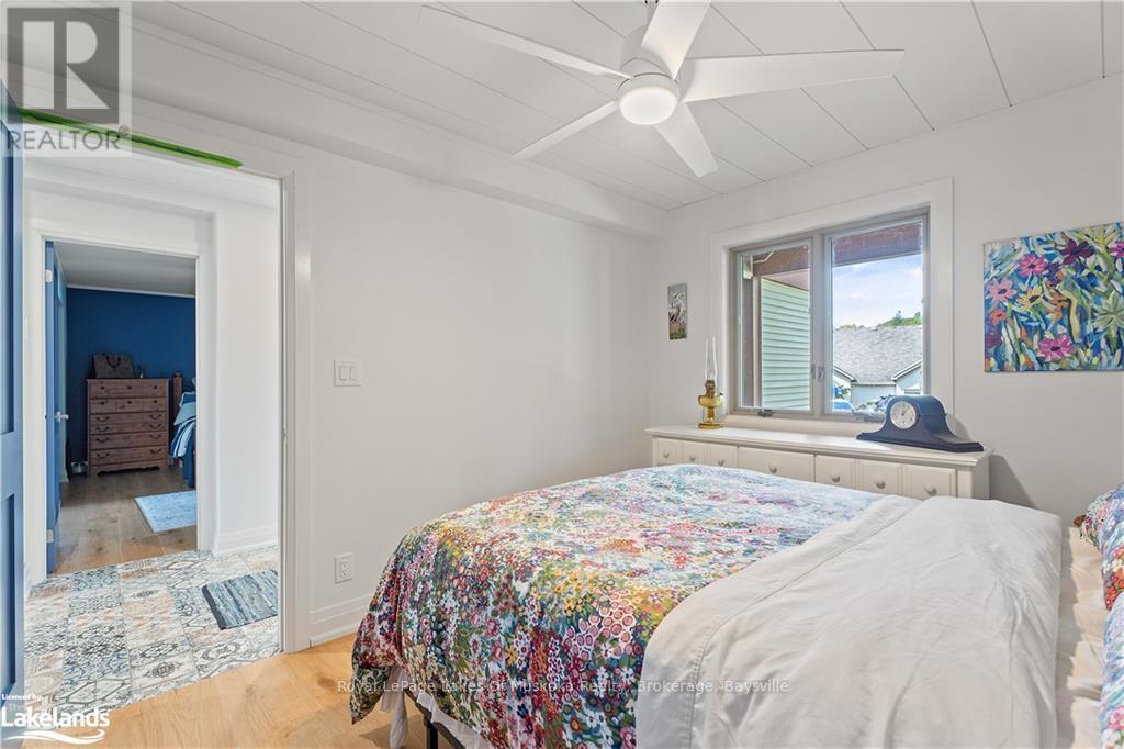#106 10 COVESIDE DRIVE - Image 25