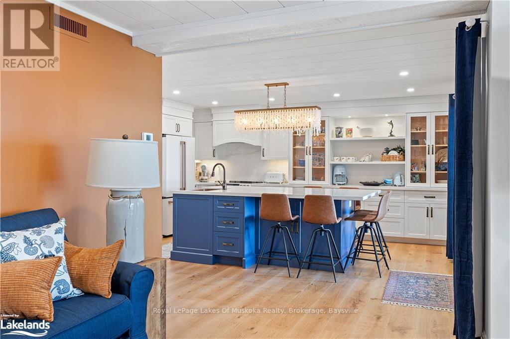 #106 10 COVESIDE DRIVE - Image 5
