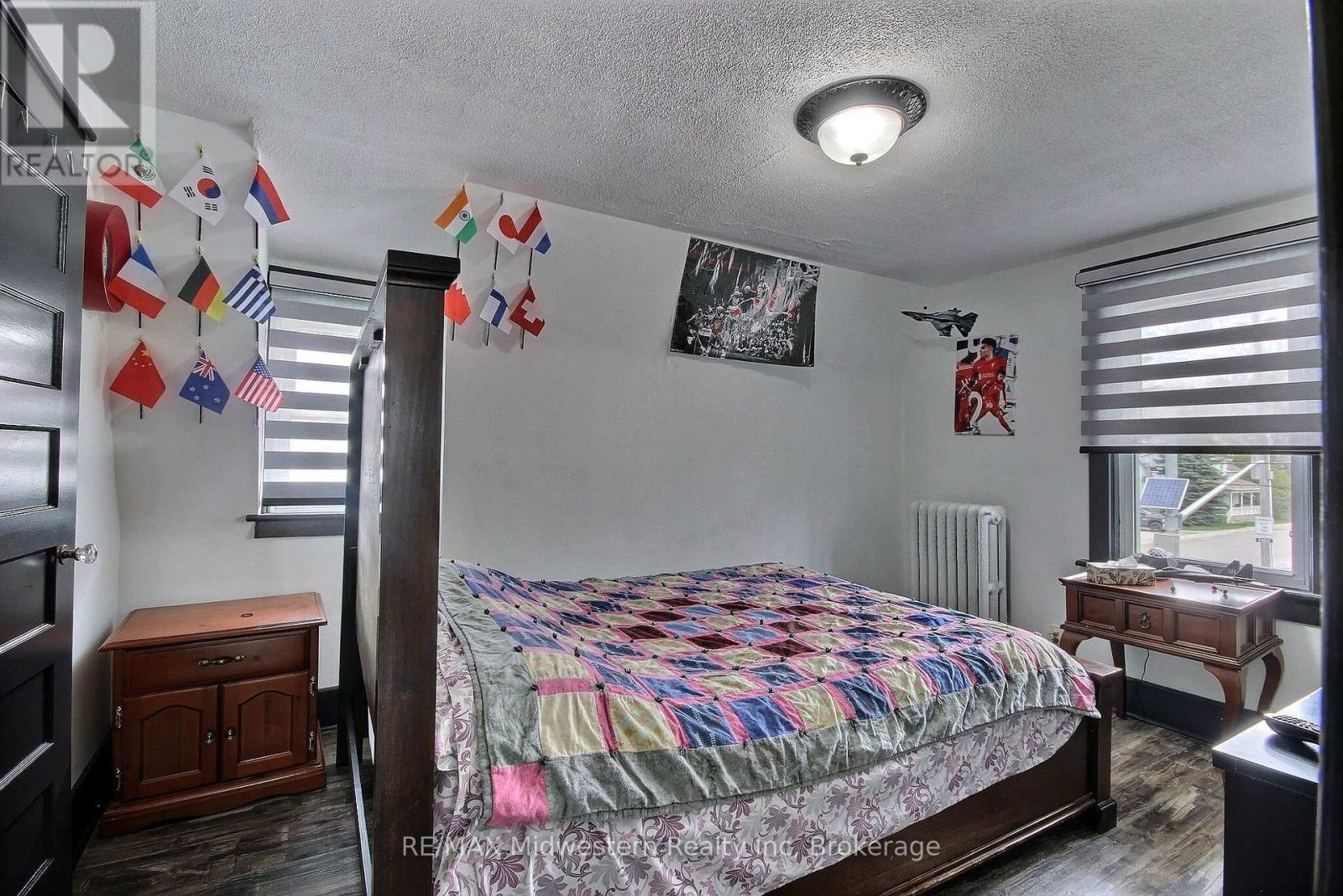 506 MAIN STREET E - 13