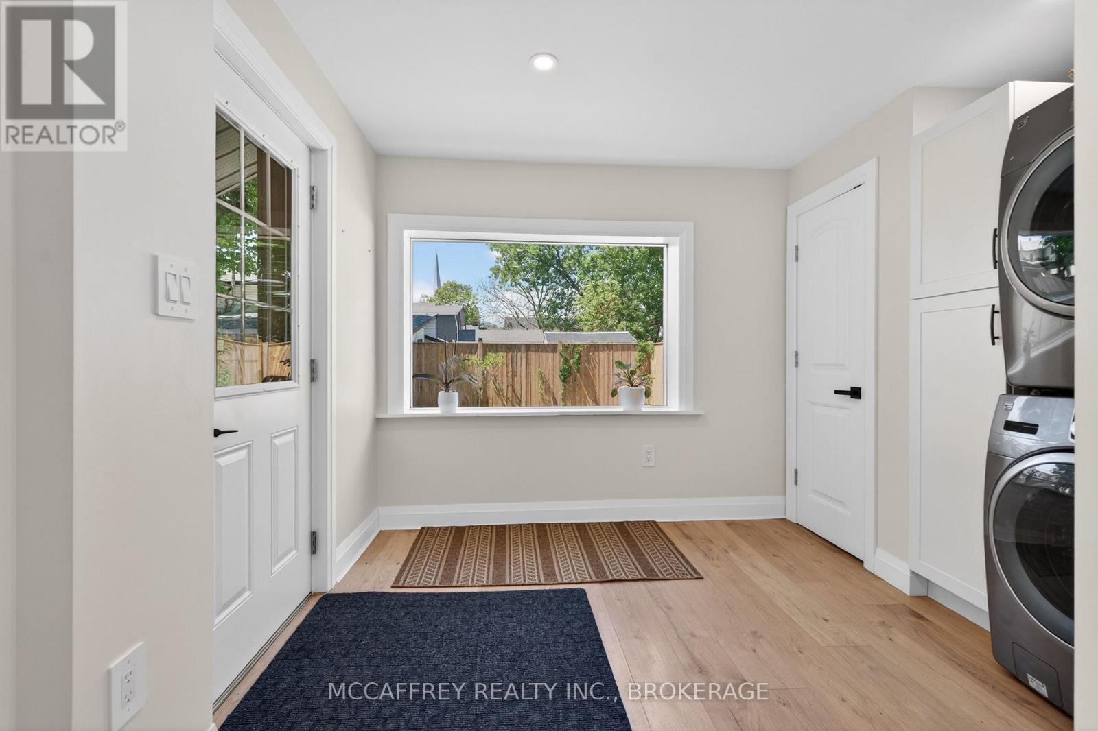 55 BRIDGE STREET W - Image 18