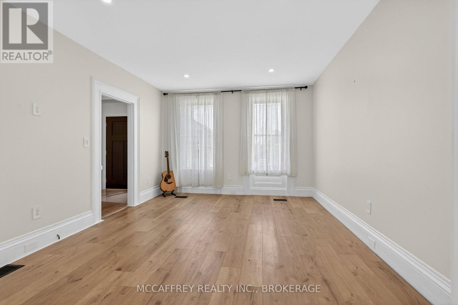 55 BRIDGE STREET W - Image 6