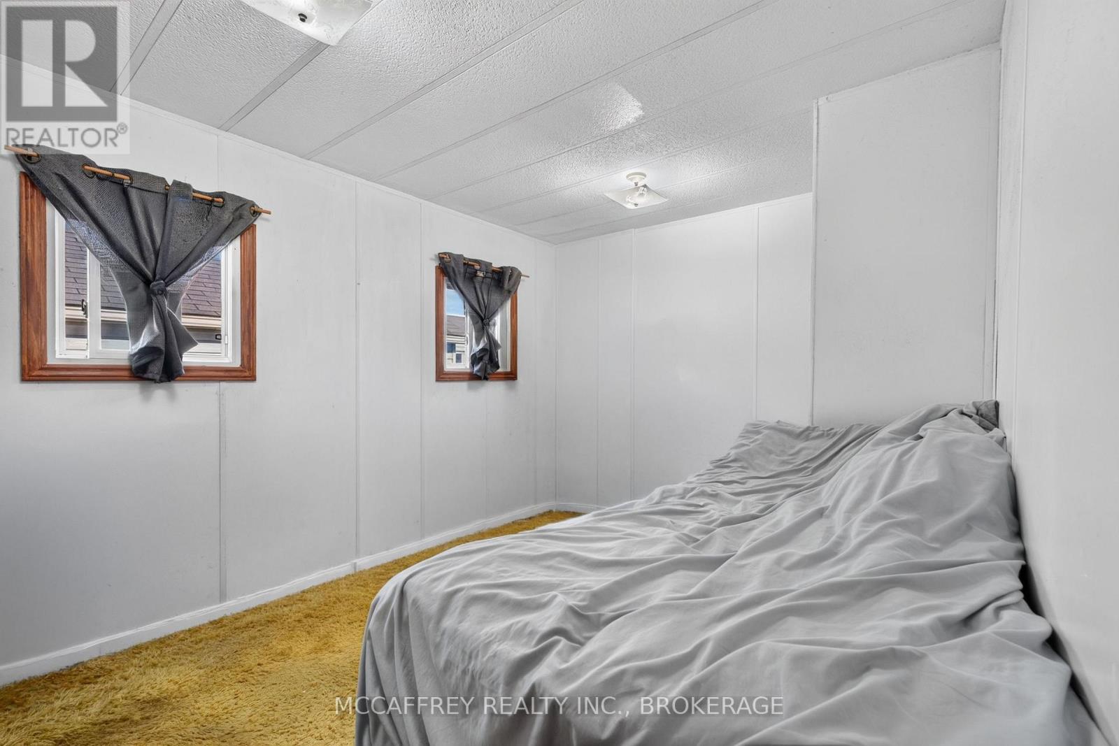 6 CEDAR STREET - Image 22