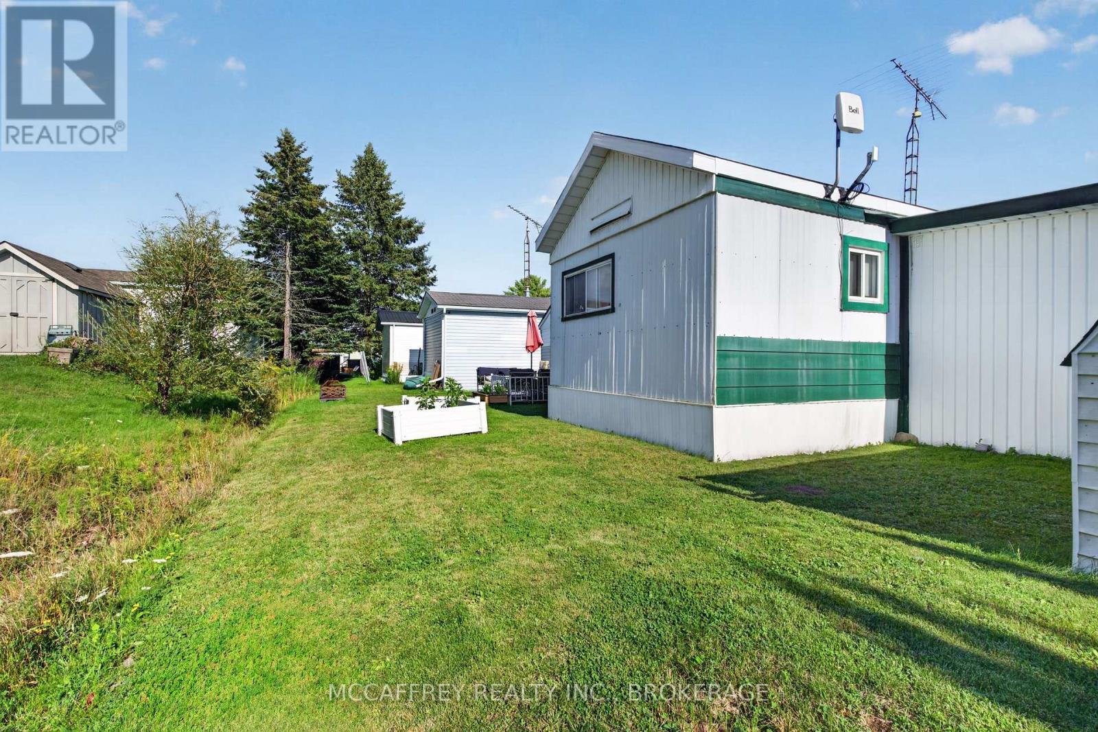 6 CEDAR STREET - Image 26