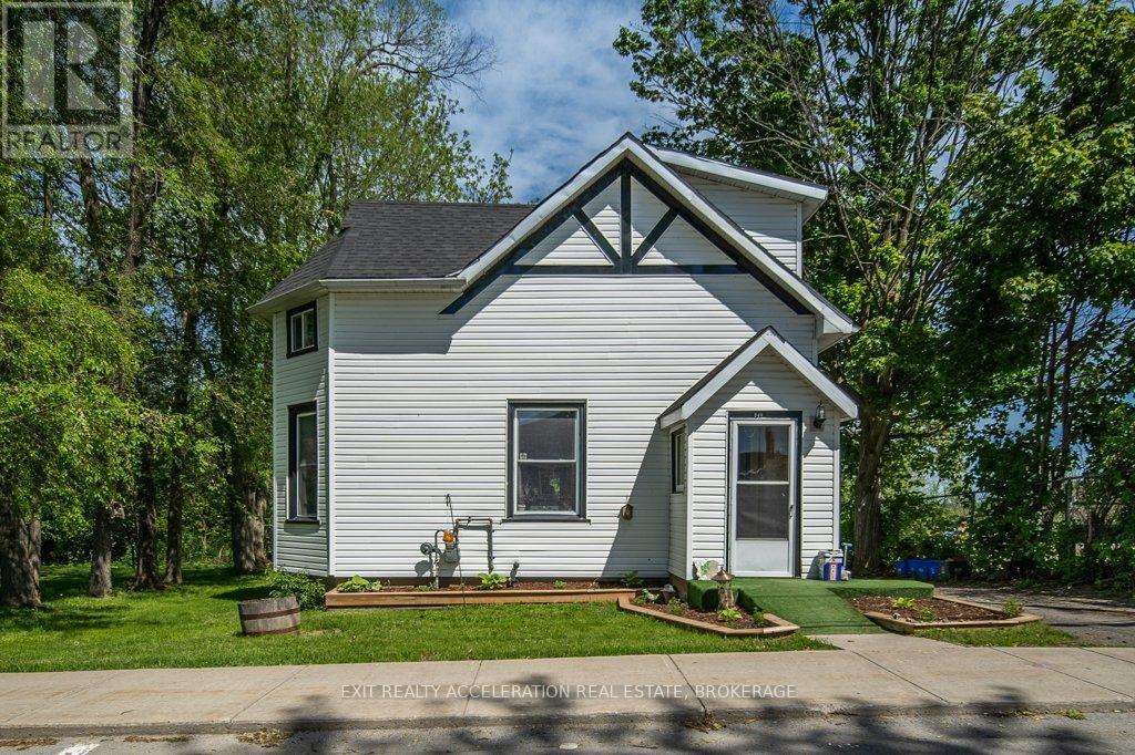 349 STANLEY STREET - 1