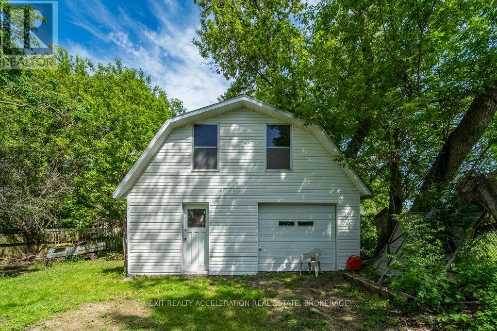 349 STANLEY STREET - 34