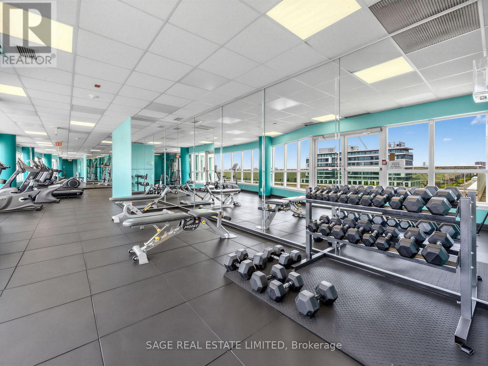 #507 60 FAIRFAX CRESCENT - Image 26