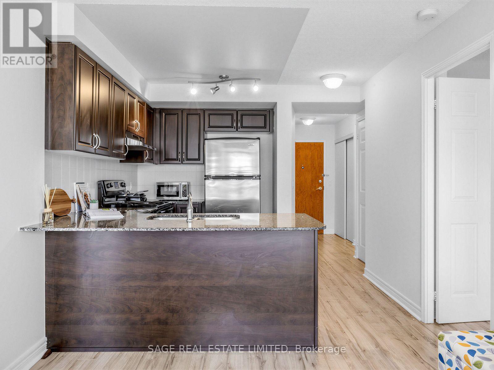 #507 60 FAIRFAX CRESCENT - Image 8