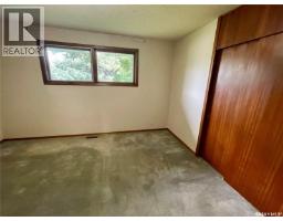 206 Mcintosh Street N, Regina, SK S4R4Z9 Photo 12