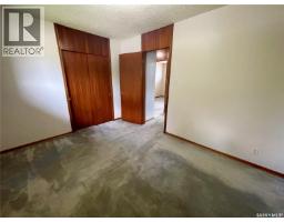 206 Mcintosh Street N, Regina, SK S4R4Z9 Photo 13