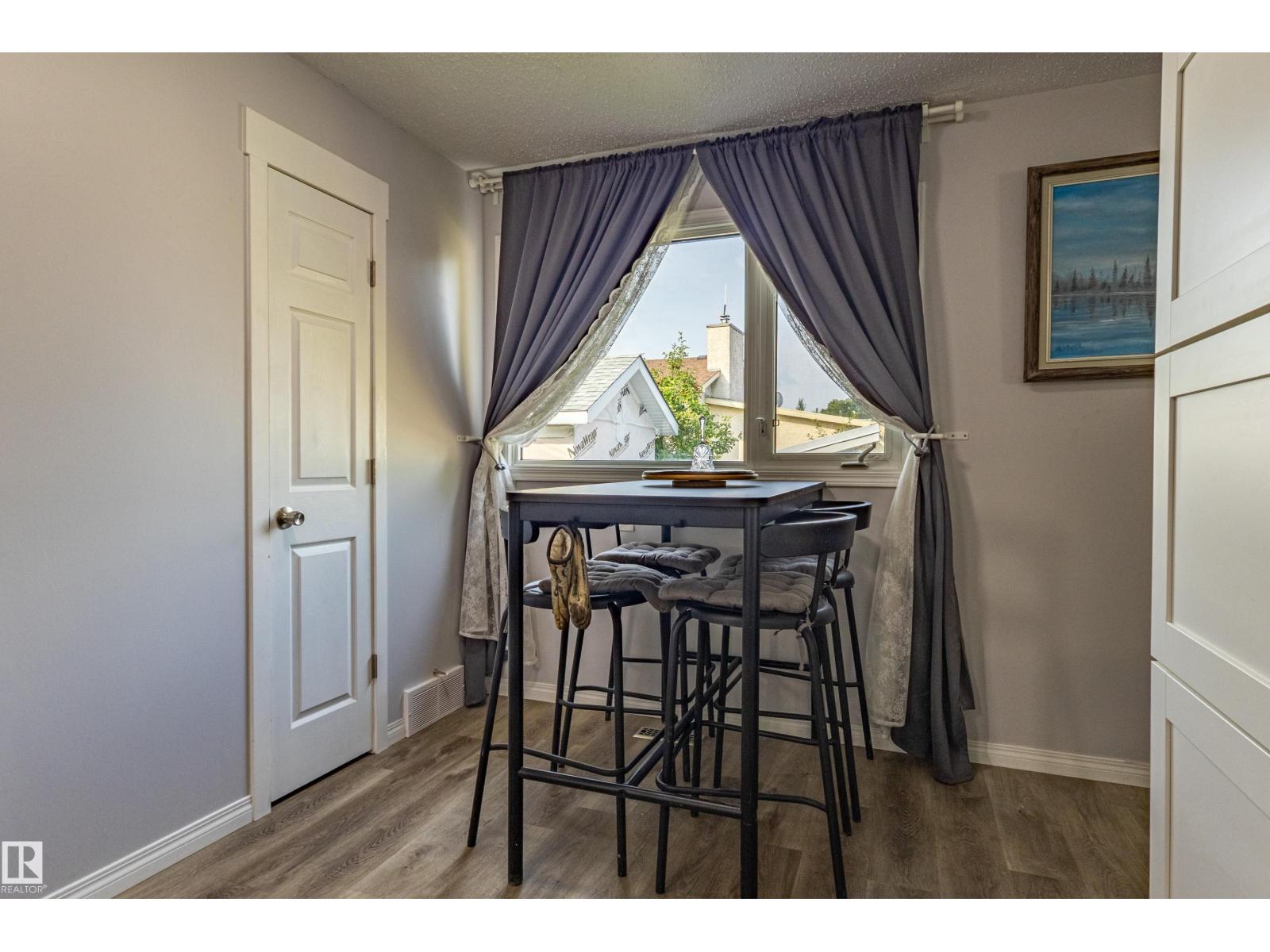 7408 180 Street NW - 10