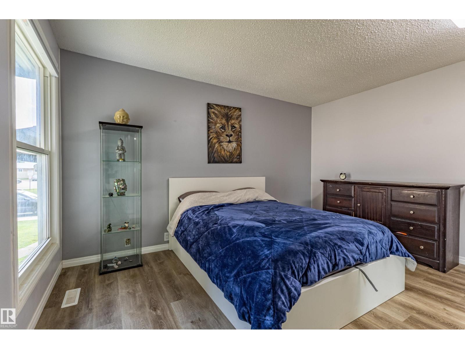 7408 180 Street NW - Image 16