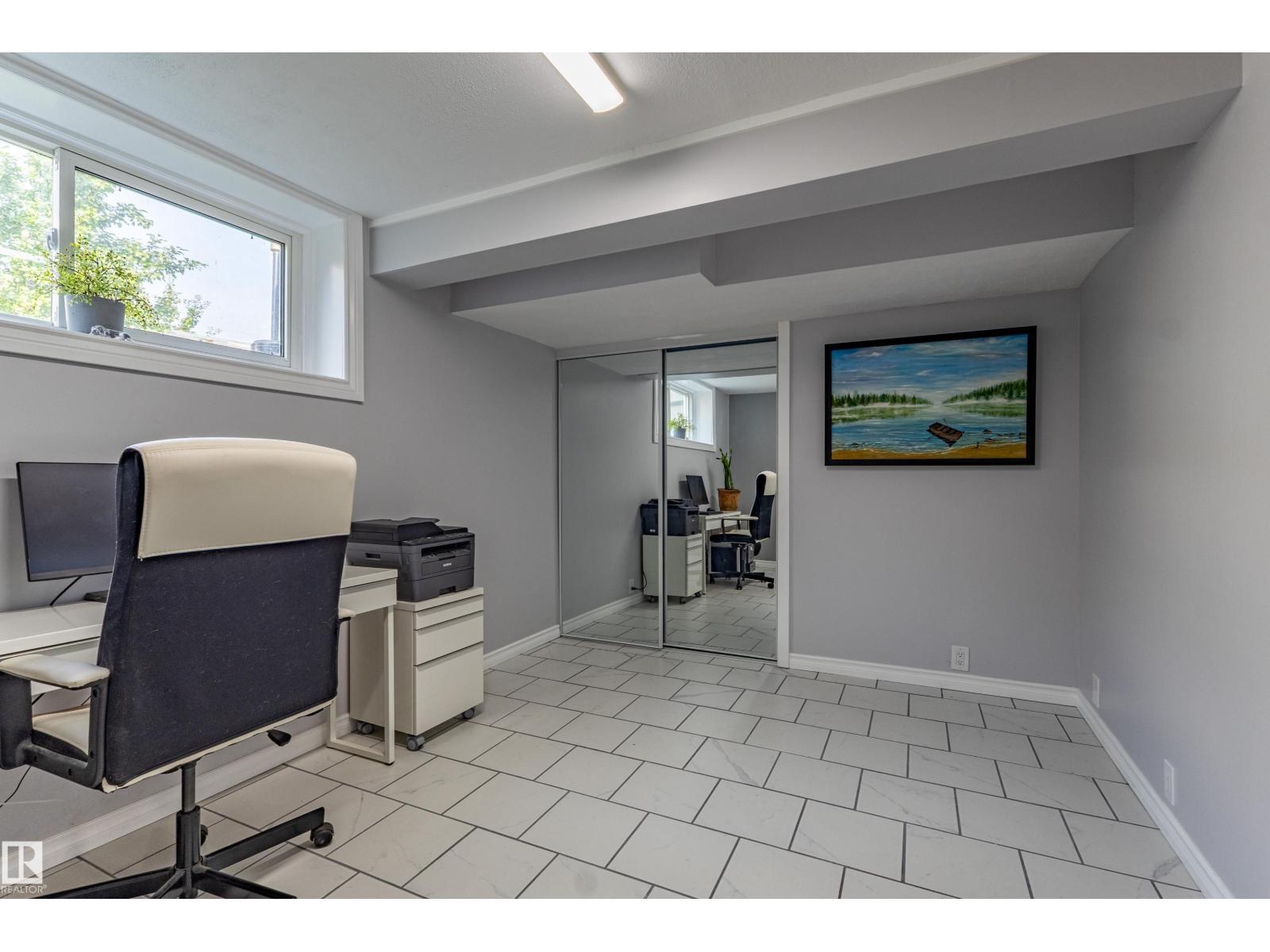 7408 180 Street NW - 36