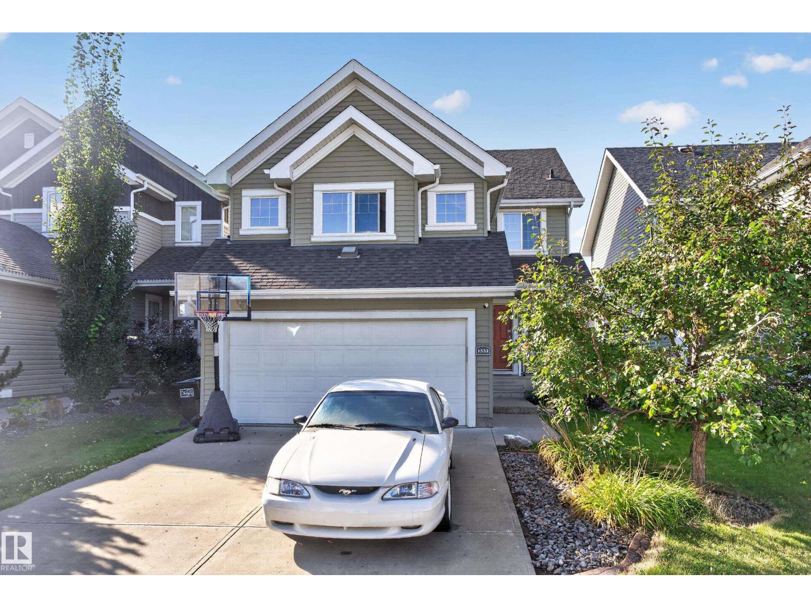1332 72 ST SW - 3