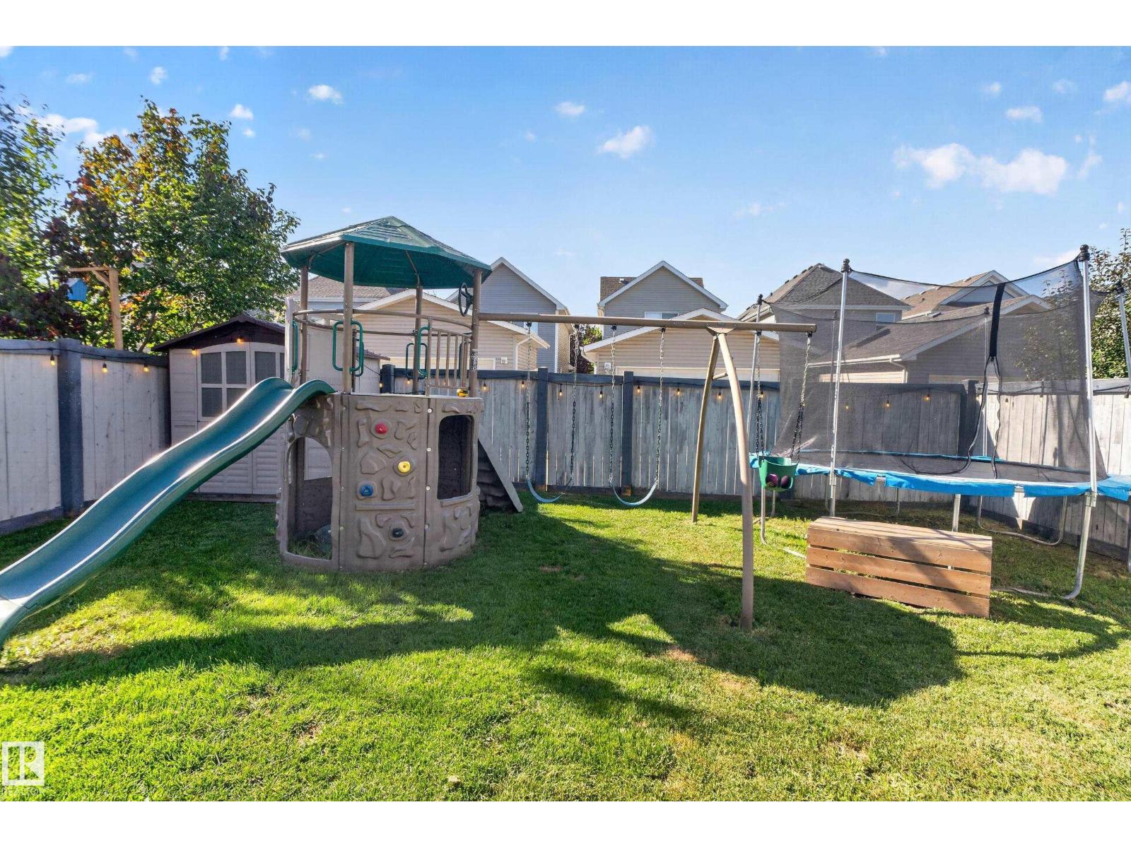1332 72 ST SW - 35