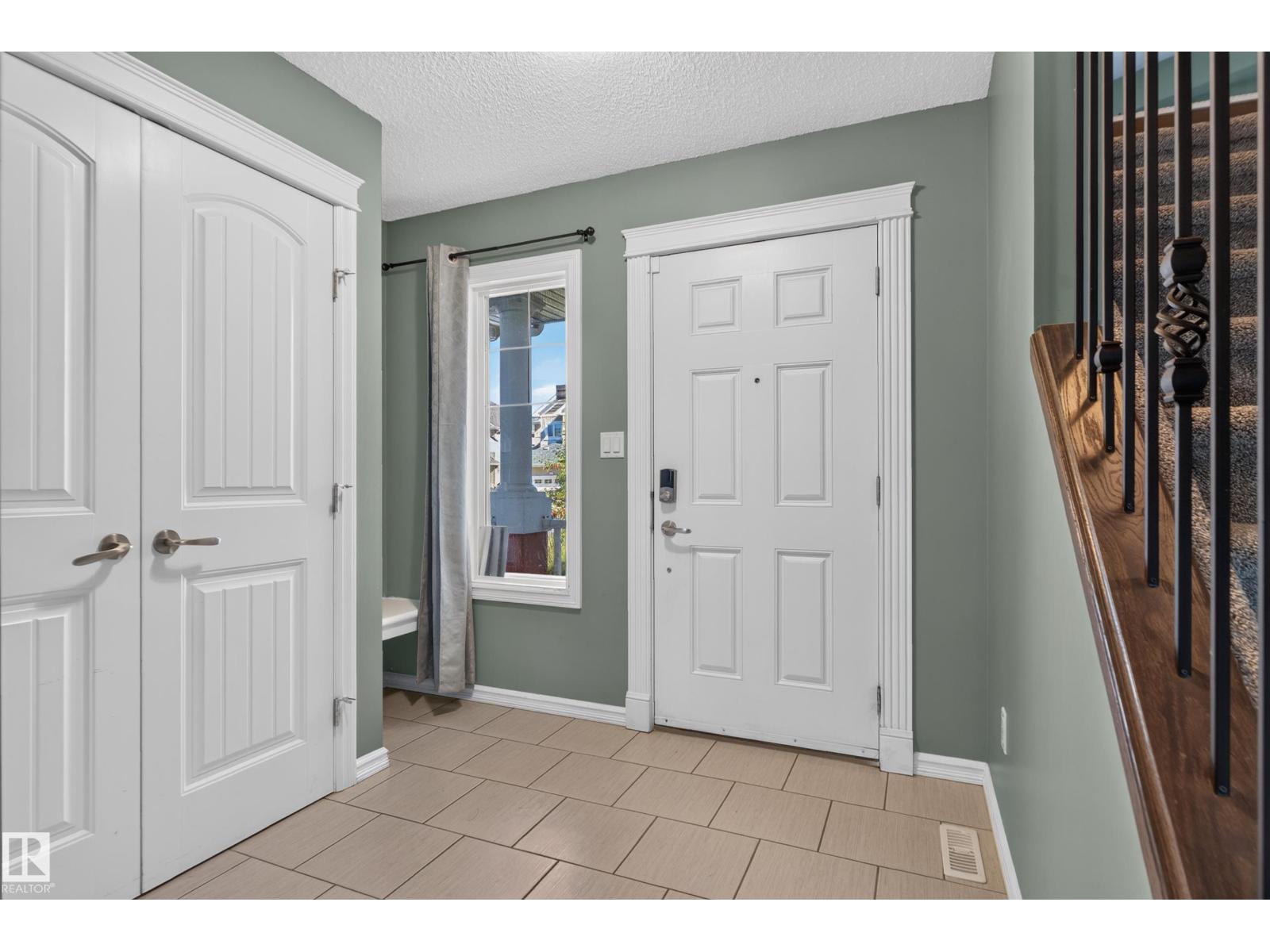 1332 72 ST SW - 9