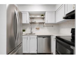 201 10560 154 Street, Surrey, BC V3R8A3 Photo 7