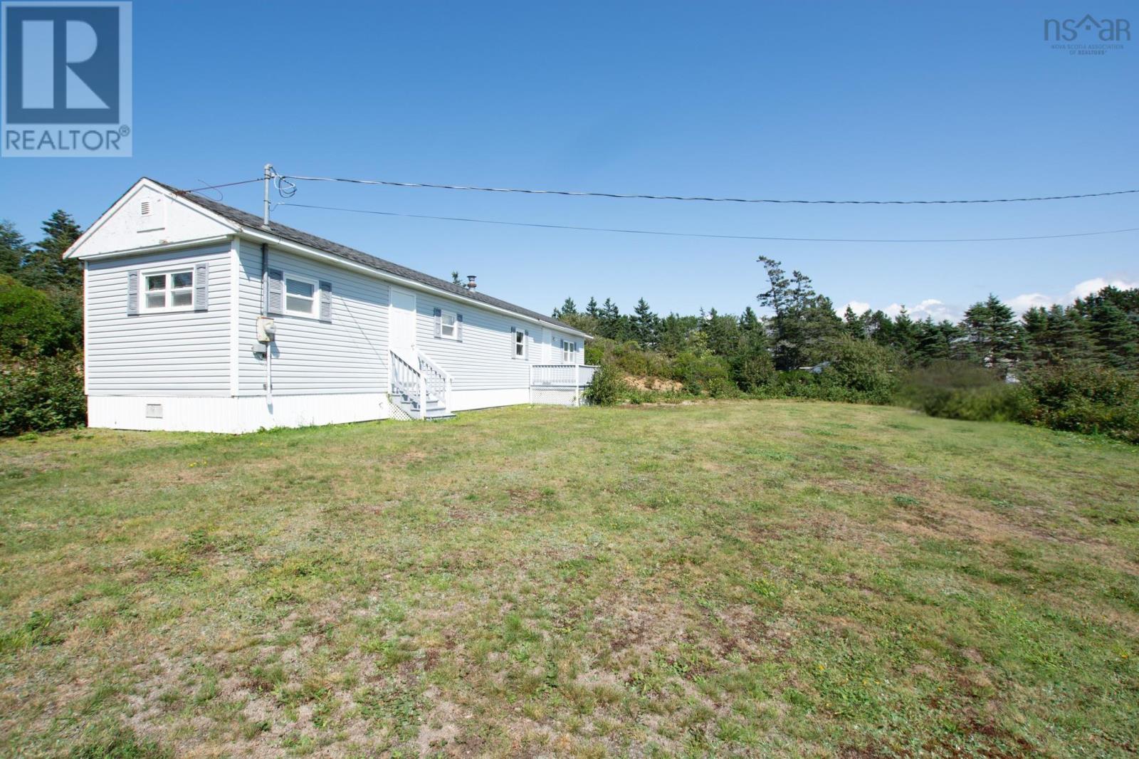 Property 29 of 31 of 2183 Highway 1