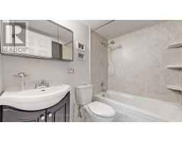 Kitchen - Back - 177 Maple Avenue, Richmond Hill, ON L4C2J2 Photo 7