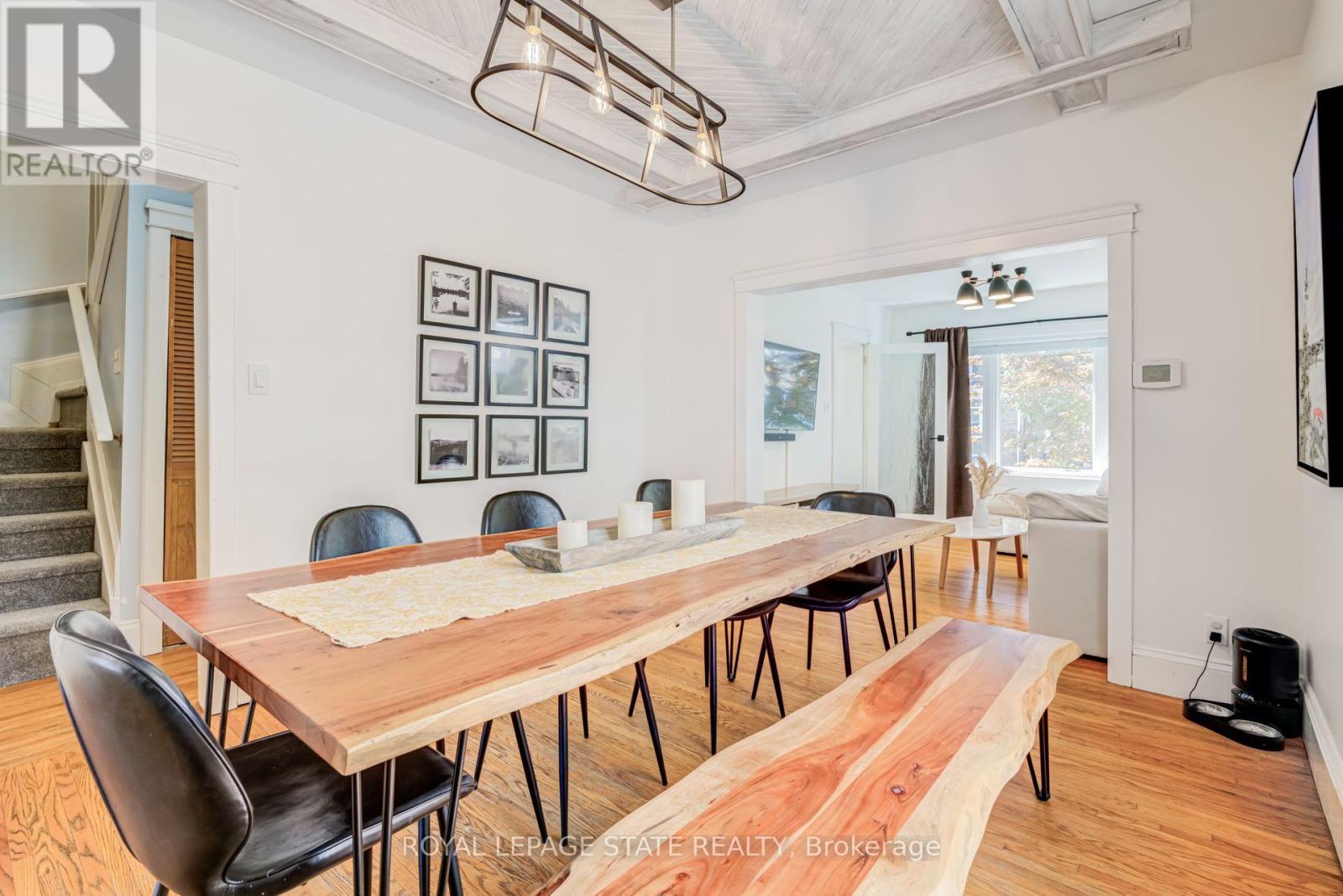 175 ROSSLYN AVENUE S - 13