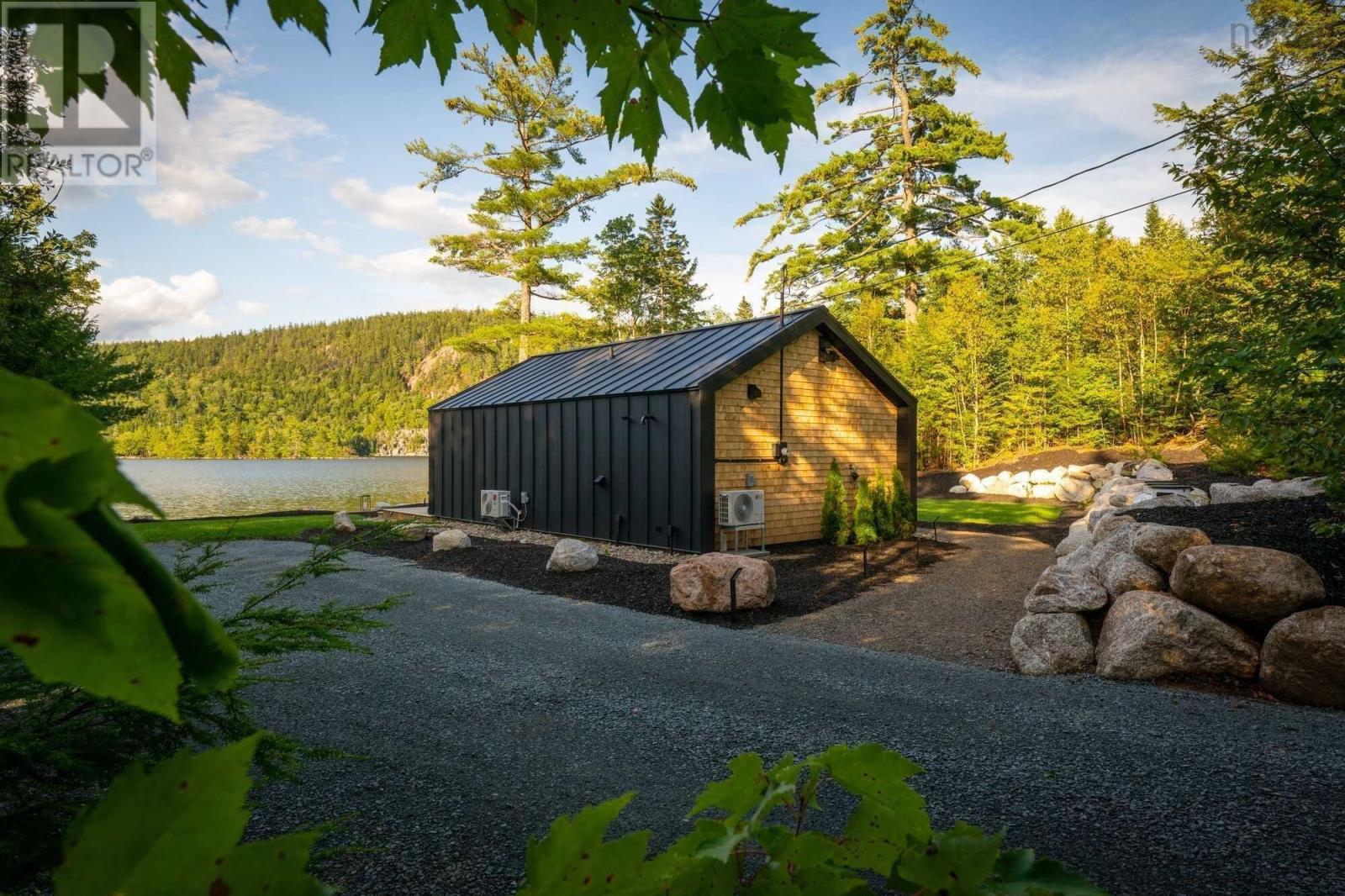 1639 Myra Road - Image 3