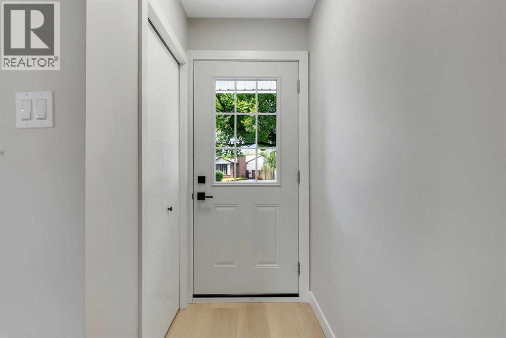 2524 Southwood Drive SE - 5