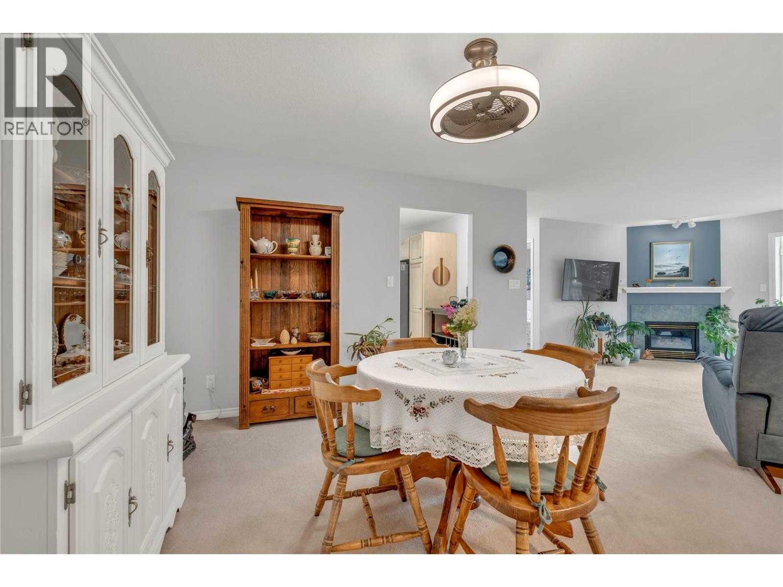 205 8416 Jubilee Road East, Summerland