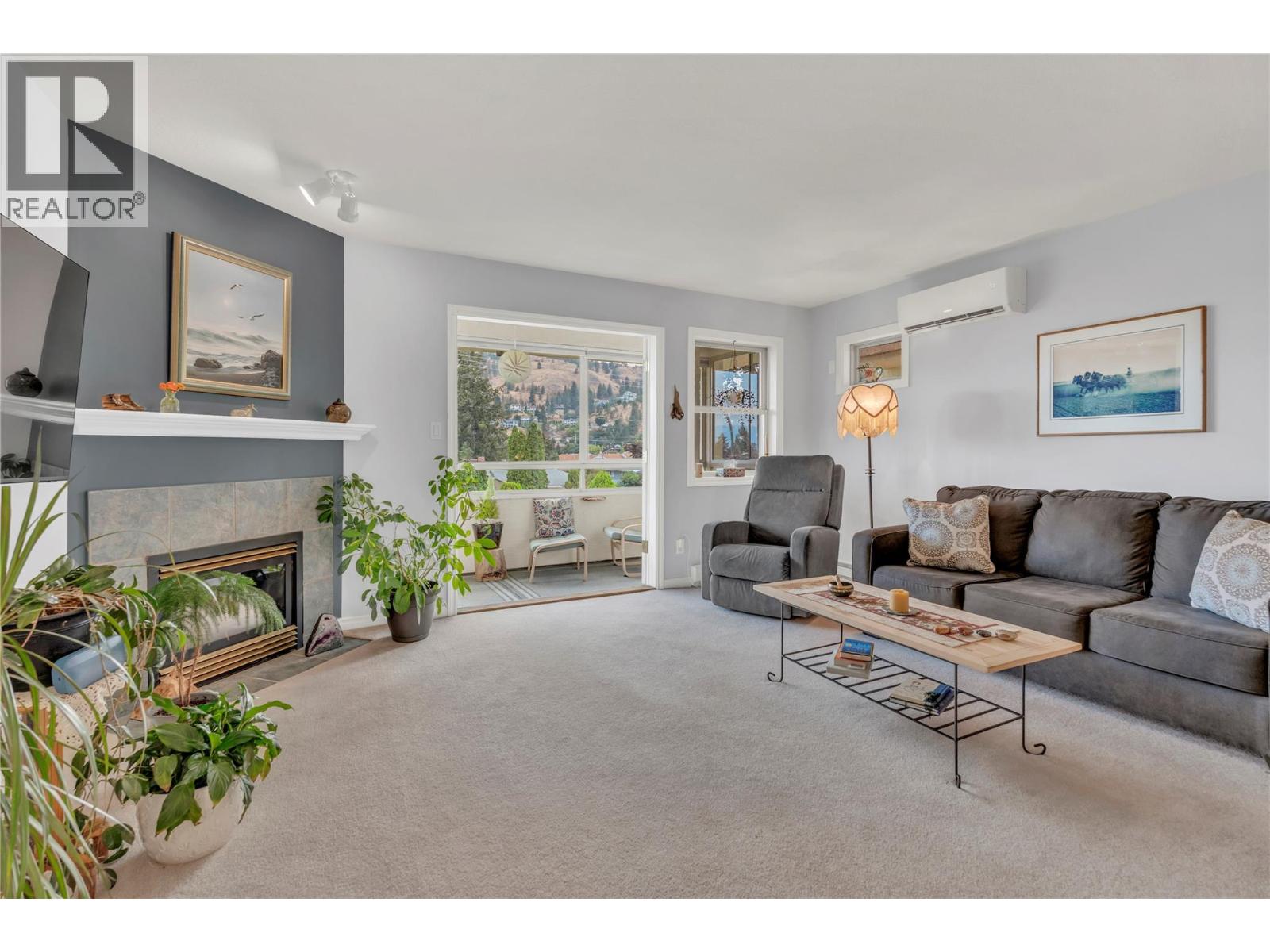 205 8416 Jubilee Road East, Summerland