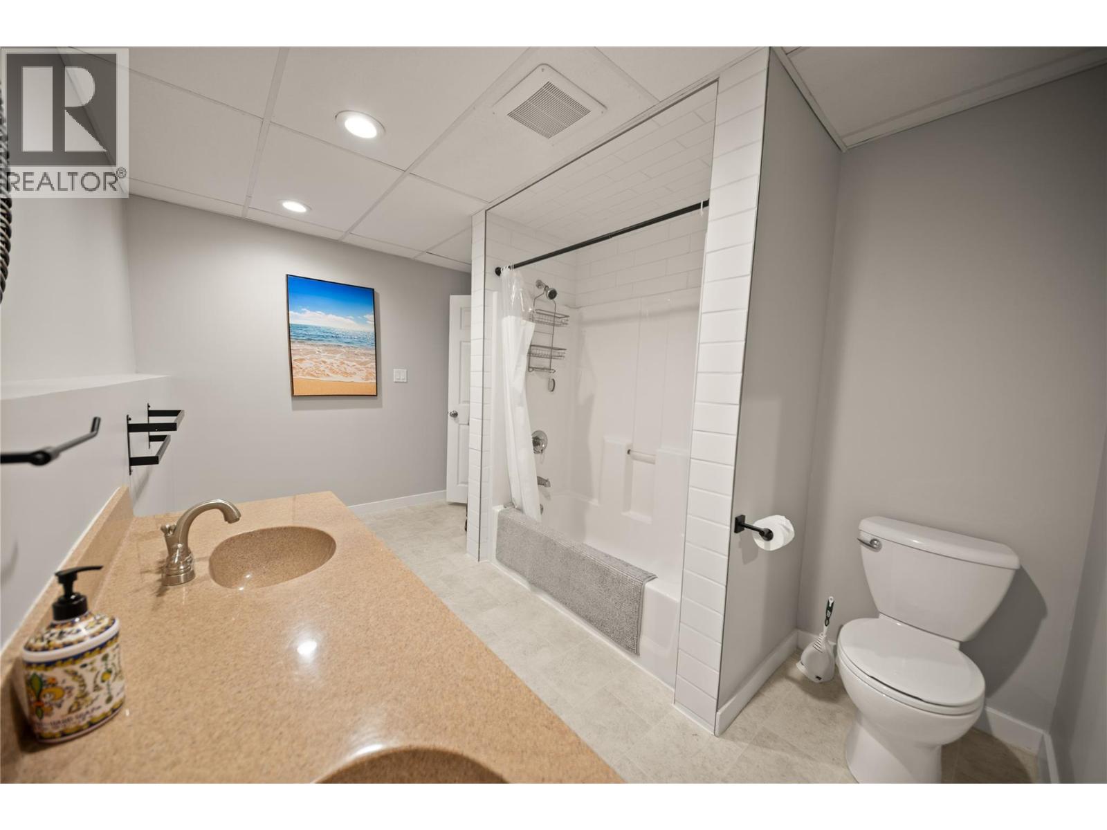 5045 Riverview Road - Image 24