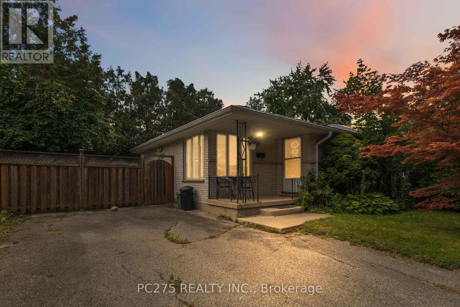 34 OREGON ROAD - 1