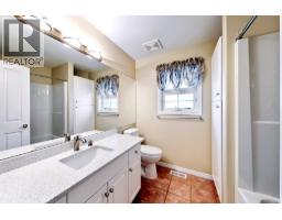 4170 Gallaghers Grove, Kelowna, BC V1W3Z9 Photo 24