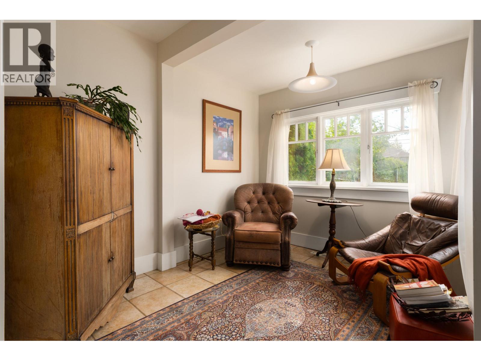3 Bed, 3 Bath House for Sale in Vancouver – 3864 W 29TH AVENUE, Vancouver – MLS# R3160012 - Image 9