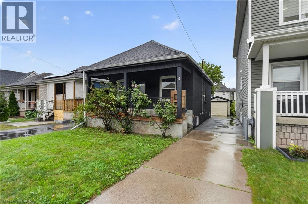 11 CRAIGMILLER Avenue - 1