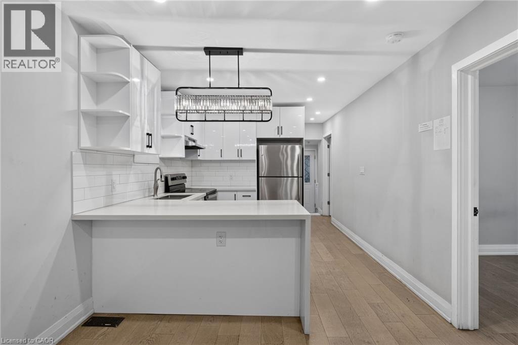 11 CRAIGMILLER Avenue - 12