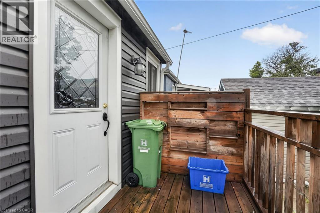 11 CRAIGMILLER Avenue - 36
