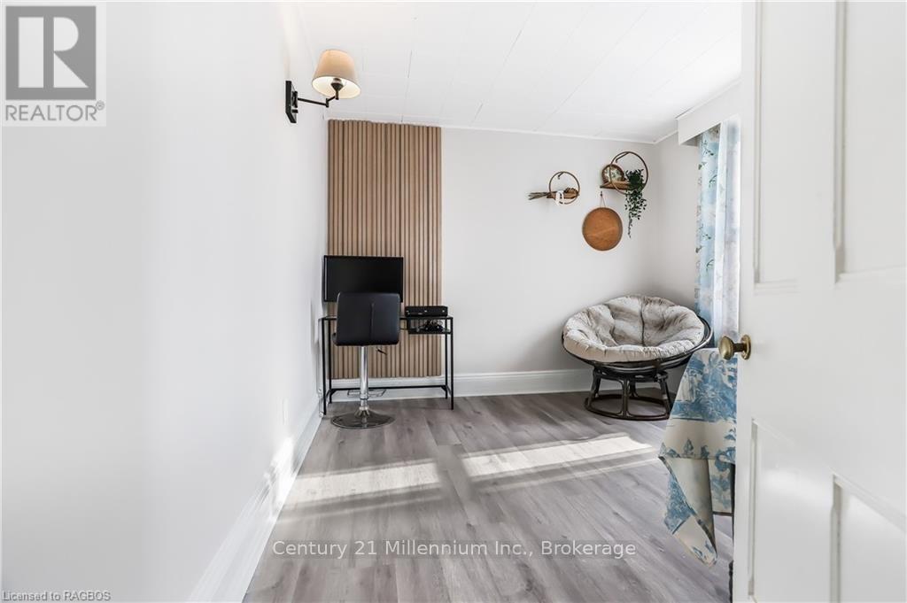 2245 4TH AVENUE W - Image 17