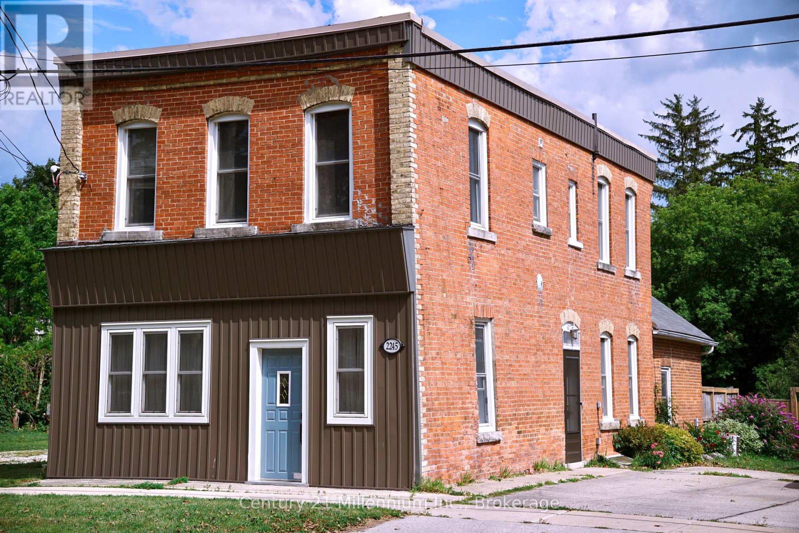 2245 4TH AVENUE W - 2