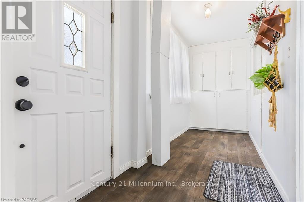 2245 4TH AVENUE W - Image 3