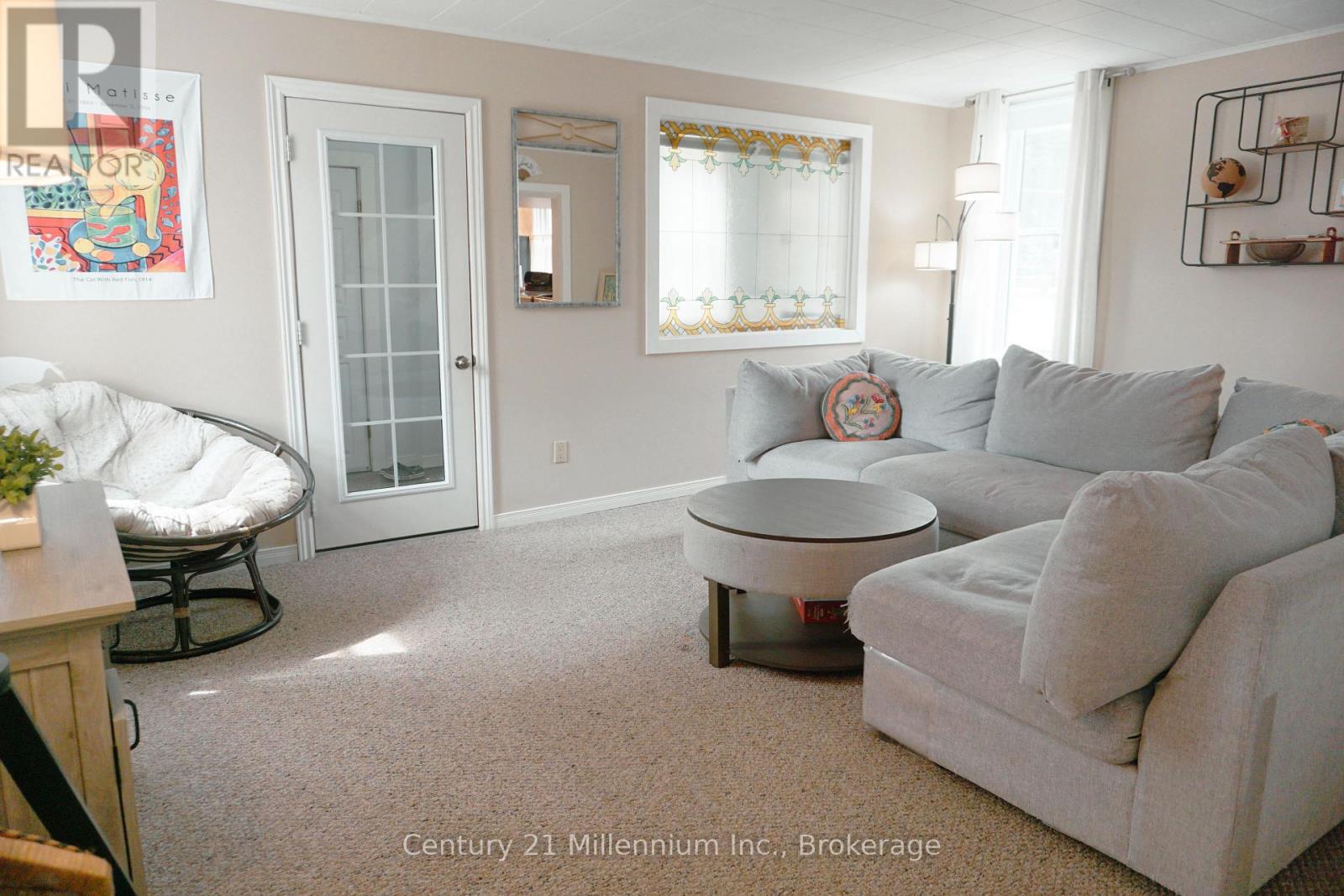 2245 4TH AVENUE W - Image 4