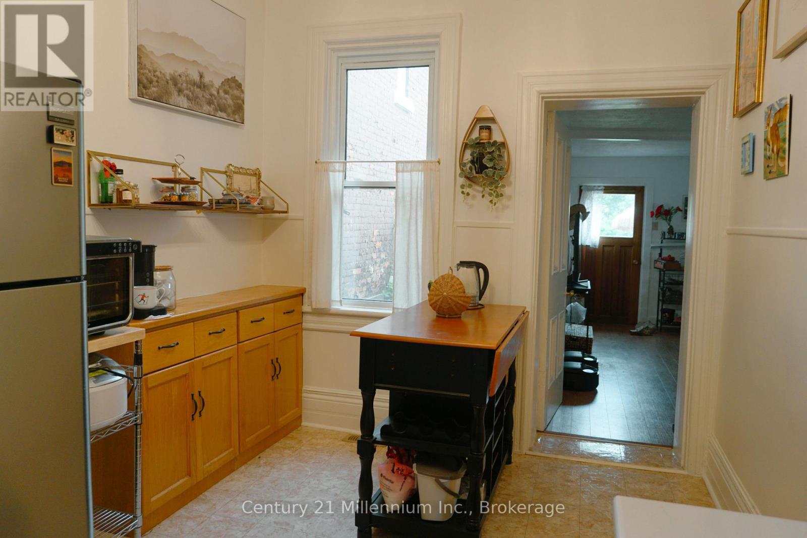2245 4TH AVENUE W - 8