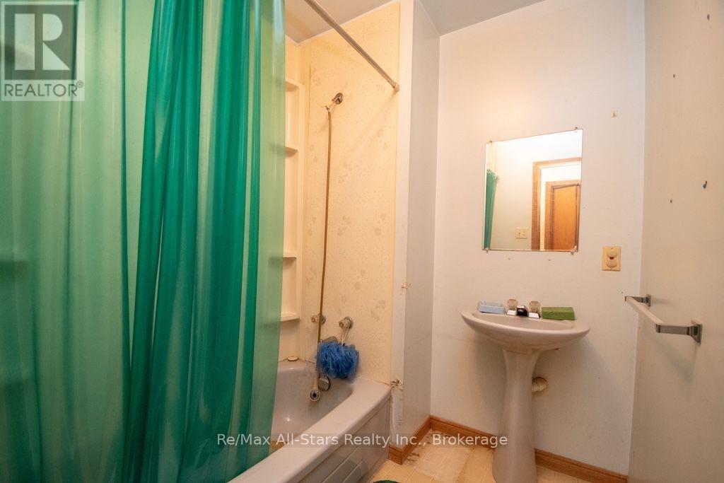286 SOLANUM WAY - Image 24