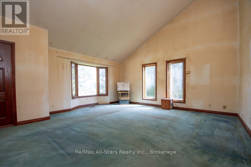 286 SOLANUM WAY - 7
