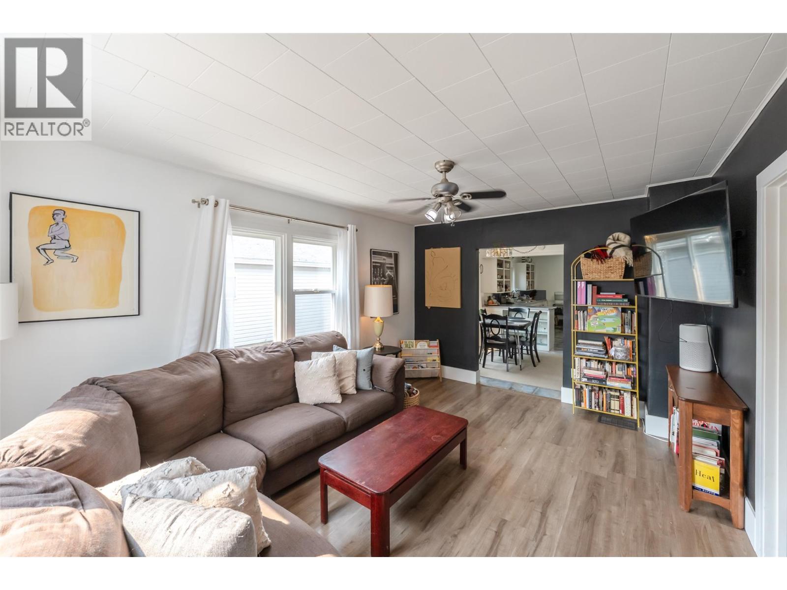 6454 KOOTENAY Street - 5
