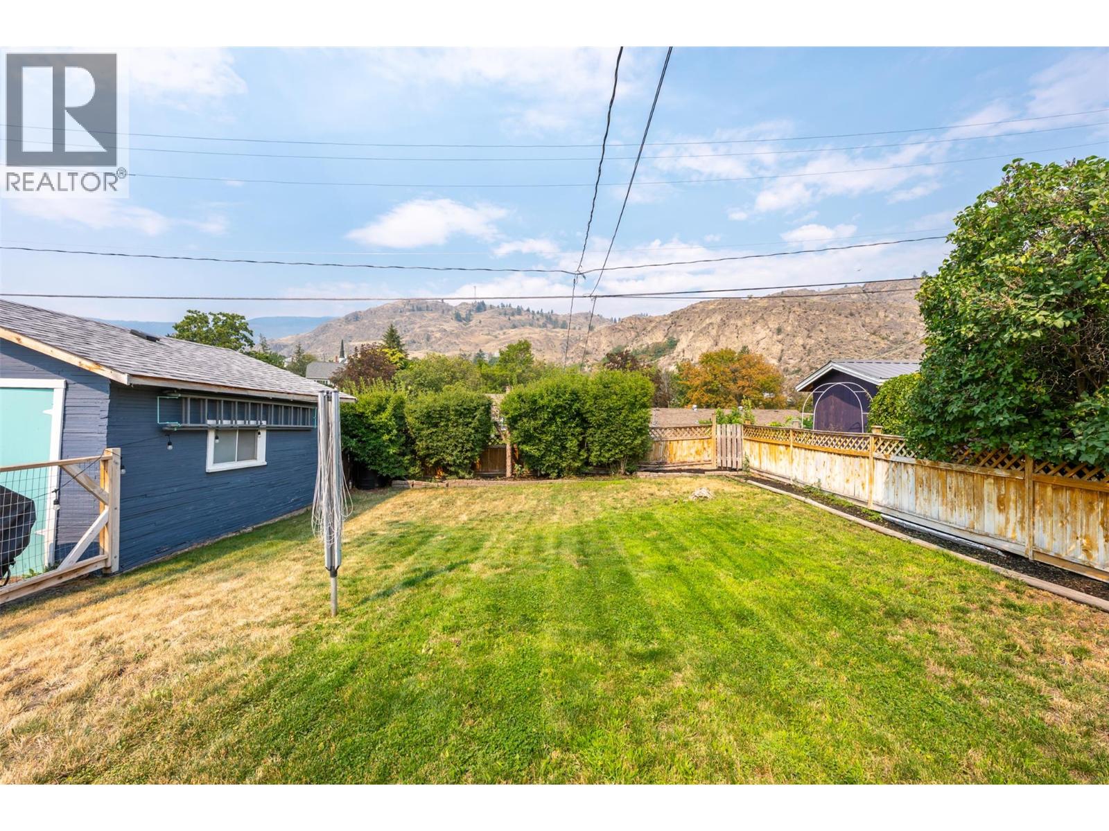 6454 KOOTENAY Street, Oliver