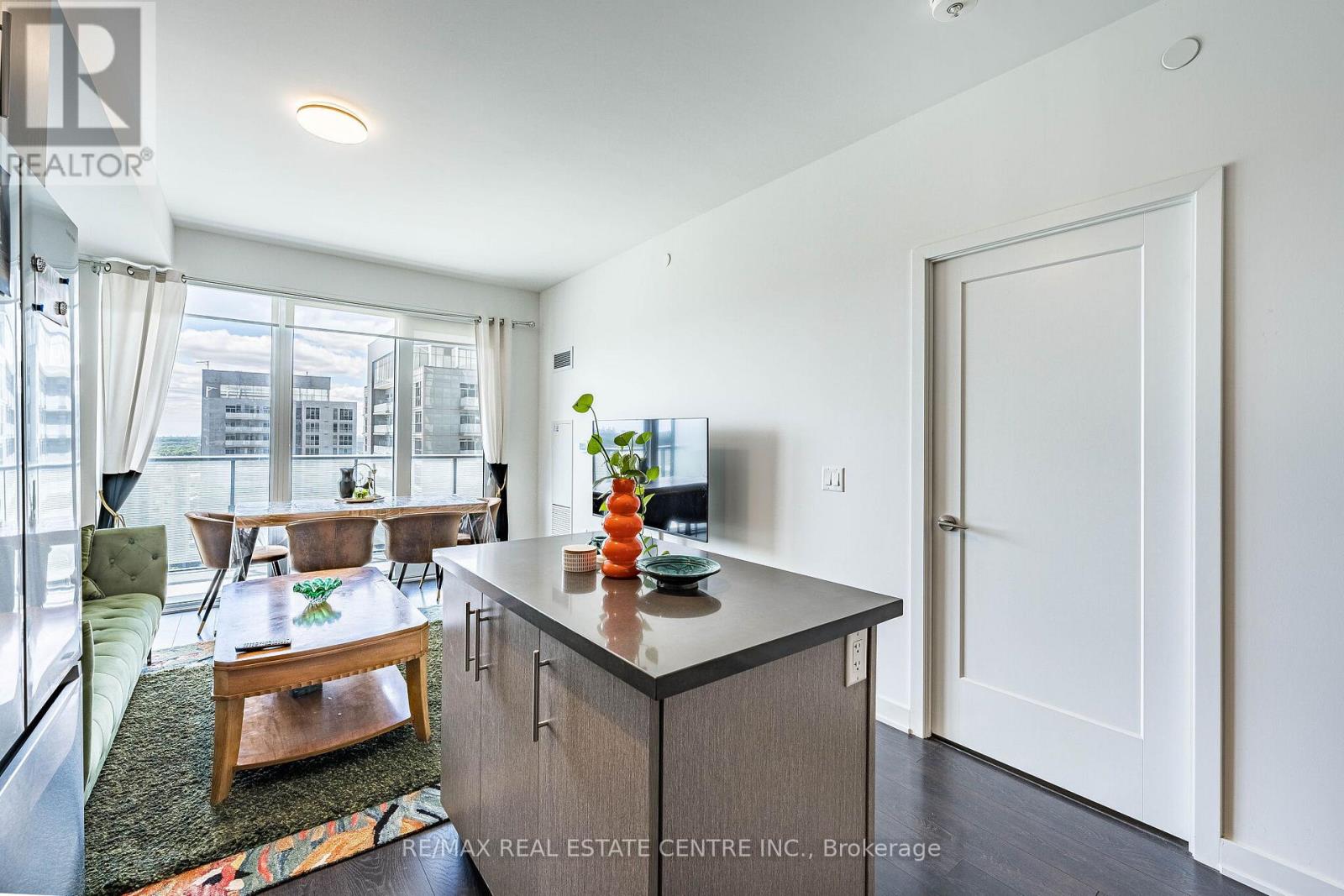 #1909 105 ONEIDA CRESCENT - 5