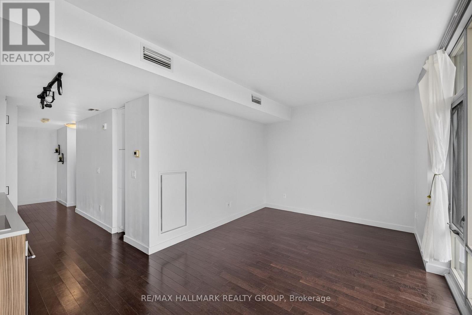 #807 201 PARKDALE AVENUE - Image 11
