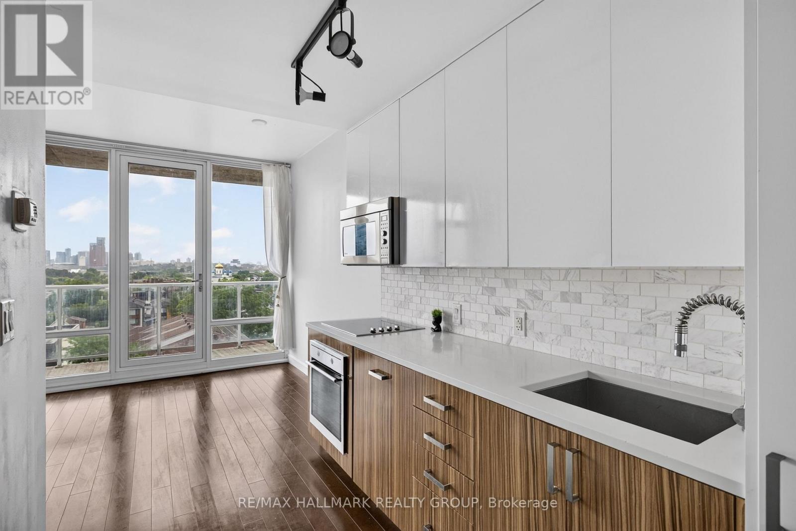 #807 201 PARKDALE AVENUE - Image 16