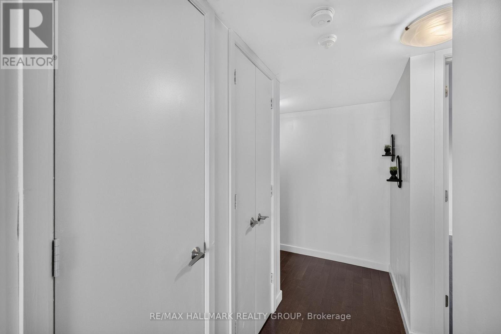 #807 201 PARKDALE AVENUE - Image 20
