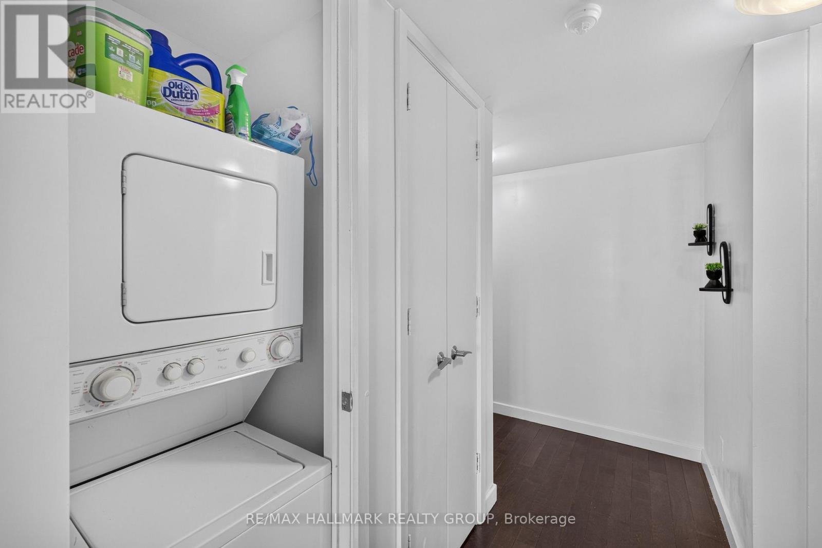 #807 201 PARKDALE AVENUE - Image 21