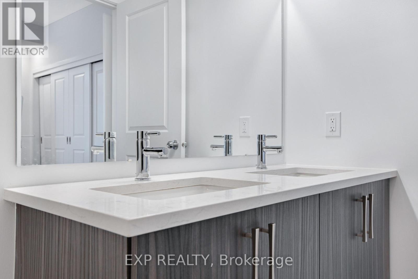 #C 380 ROLLING MEADOW CRESCENT - Image 19