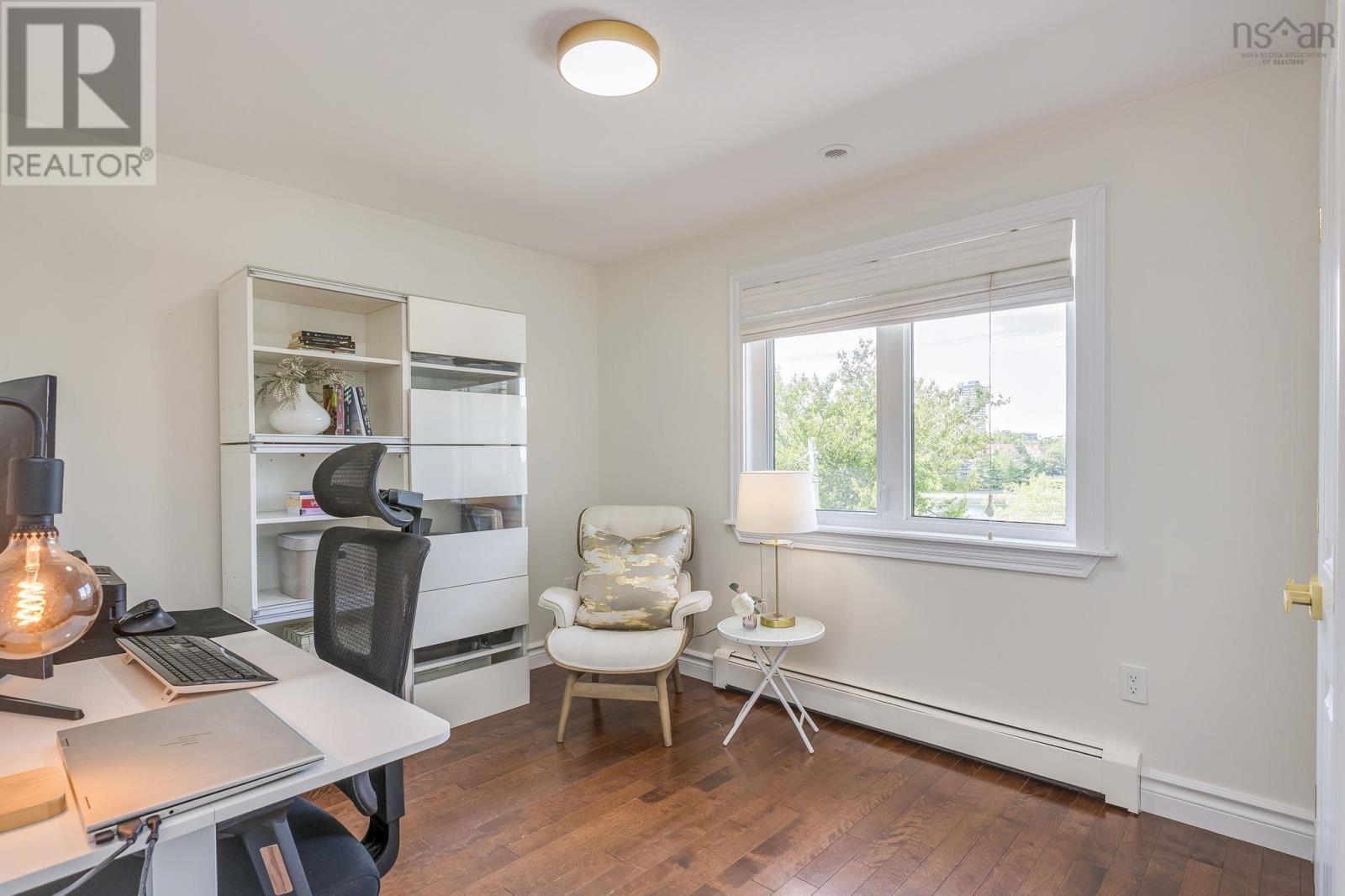 8 & 10 Sailboat Lane - Image 30